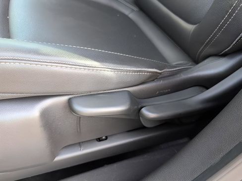 Used 2024 Buick Encore GX Sport Touring image 34