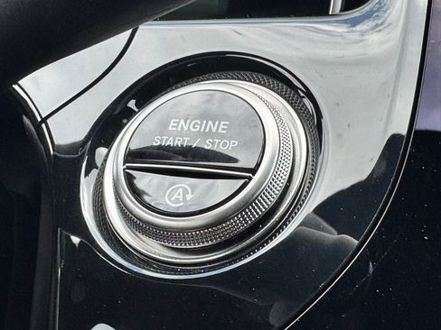 Used 2025 Mercedes-Benz E 350 Sedan image 25