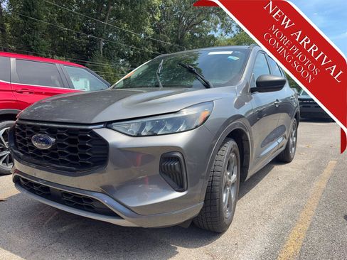Used 2024 Ford Escape ST-Line w/ Equipment Group 301A FWD image 4