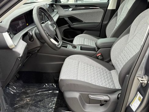 New 2025 Volkswagen Tiguan S image 14