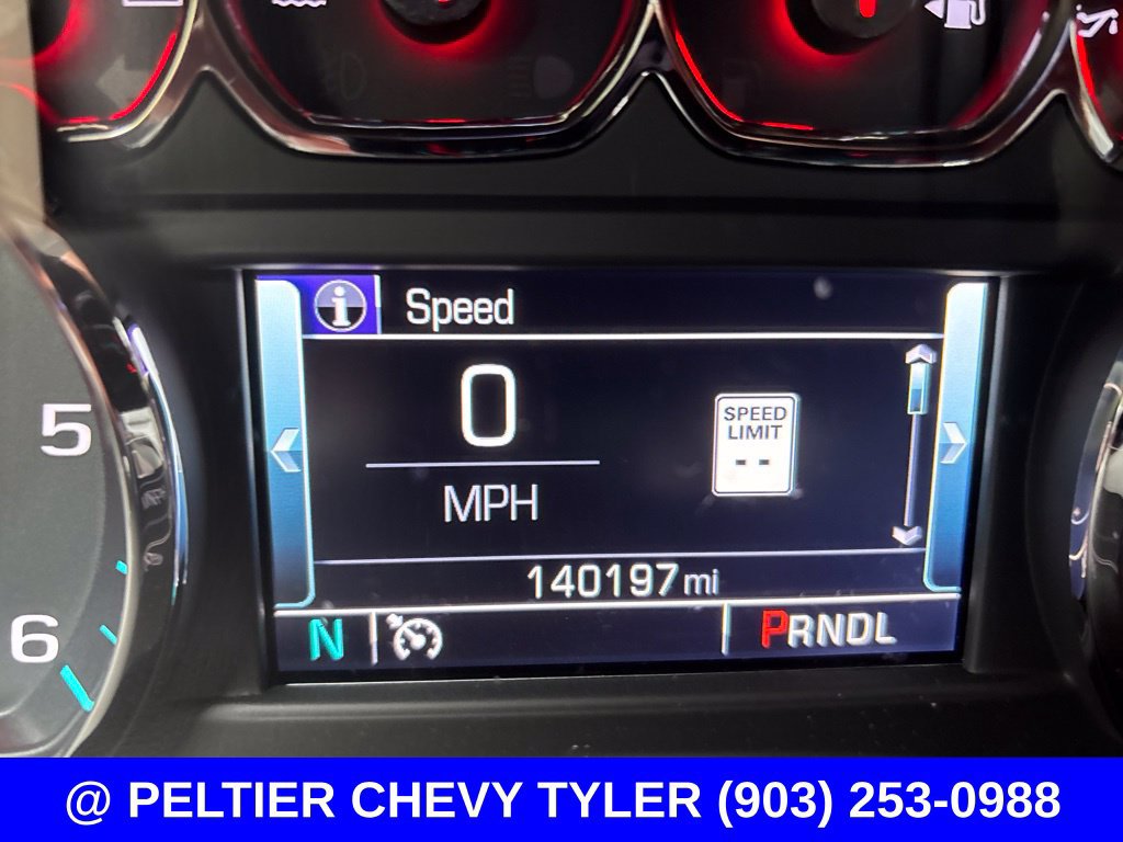 Used 2020 Chevrolet Suburban Premier w/ RST Edition AWD/4WD image 27