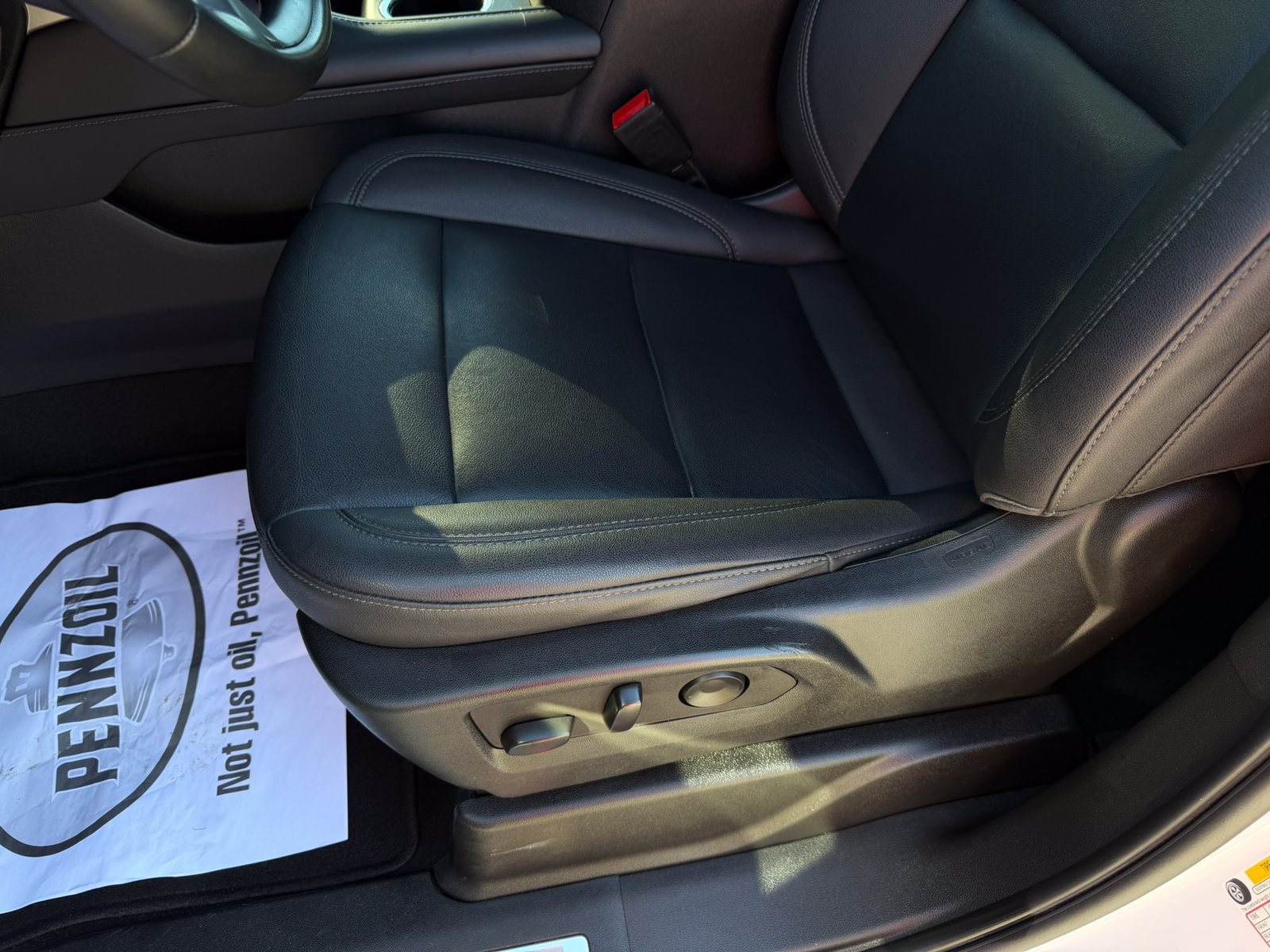 Used 2023 Chevrolet Tahoe LT RWD image 12
