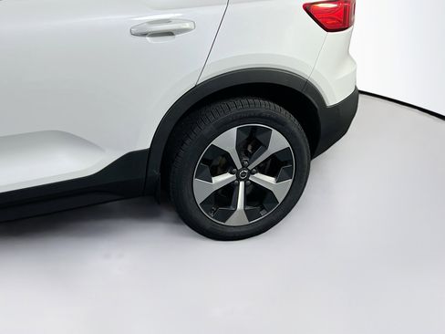 Used 2023 Volvo XC40 B5 Plus w/ Driver Assist Package image 31