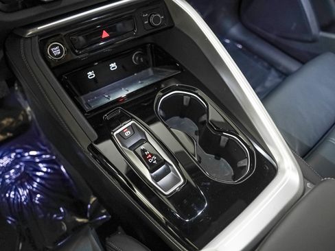 Certified 2025 Audi Q5 Prestige image 19