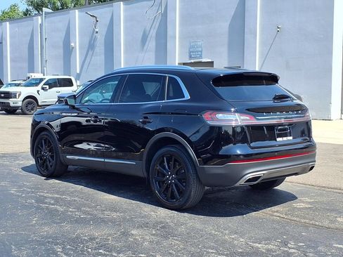 Used 2023 Lincoln Nautilus Reserve w/ Monochromatic Package AWD/4WD image 2