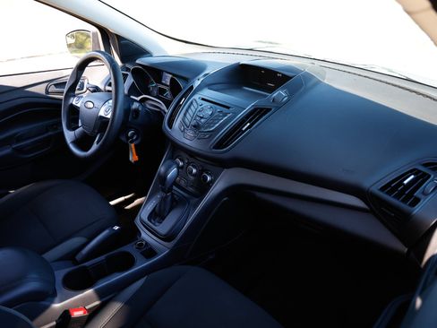 Used 2015 Ford Escape S image 16