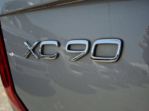 Used 2023 Volvo XC90 B6 Ultimate w/ Protection Package Premier AWD/4WD image 33