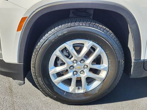 Certified 2023 Chevrolet Traverse LS image 8