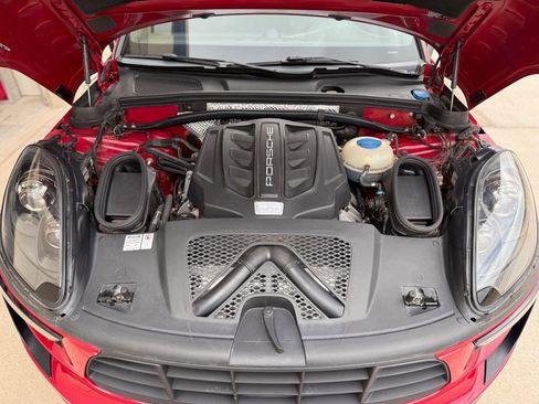 Used 2018 Porsche Macan GTS image 35