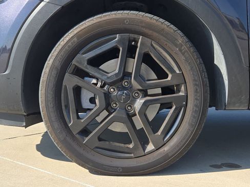 Used 2025 Kia Telluride SX Prestige X-Line AWD/4WD image 10
