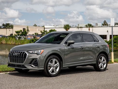 Used 2020 Audi Q3 2.0T Premium w/ Convenience Package image 12