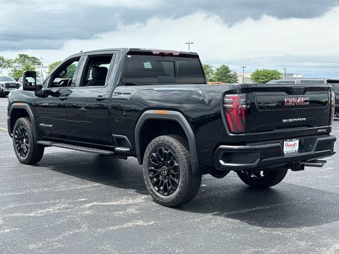 New 2026 GMC Sierra 2500 AT4 w/ AT4 Premium Plus Package AWD/4WD image 10