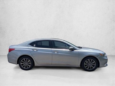 Used 2018 Acura TLX FWD image 4