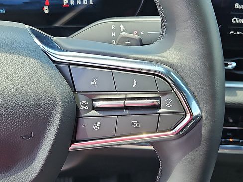 Used 2026 Chevrolet Equinox LT w/ Convenience Package II AWD/4WD image 18