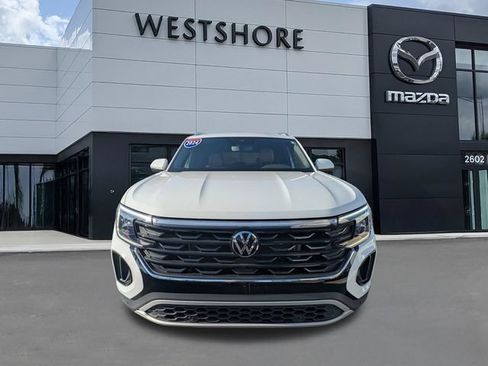 Used 2024 Volkswagen Atlas Cross Sport SE FWD image 7
