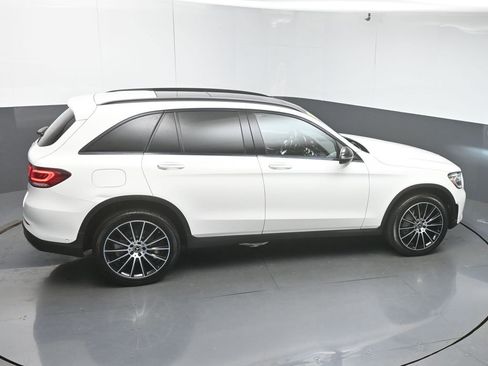 Used 2021 Mercedes-Benz GLC 300 w/ AMG Line image 46