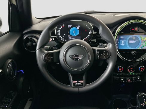 Used 2023 MINI Cooper S image 28