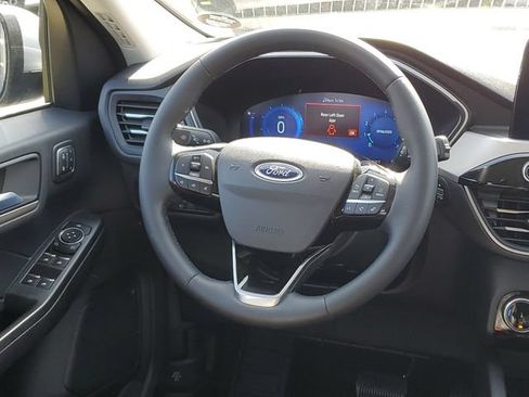 Used 2022 Ford Escape SEL w/ Technology Package AWD/4WD image 25