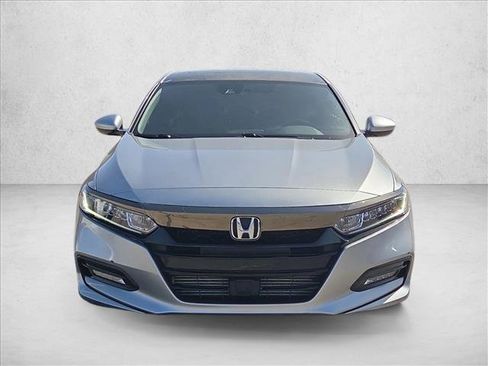Used 2020 Honda Accord Sport image 2