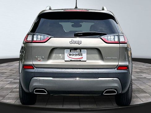 Used 2019 Jeep Cherokee Limited AWD/4WD image 5