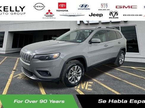 Certified 2019 Jeep Cherokee Latitude Plus w/ Cold Weather Group image 1