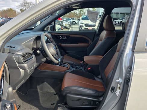 Used 2025 Subaru Forester Touring w/ Touring Package image 33