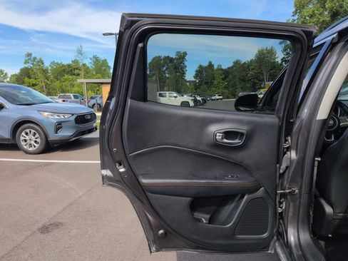 Used 2020 Jeep Compass Limited AWD/4WD image 21