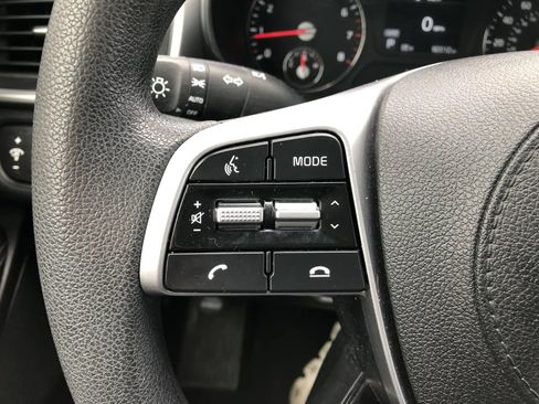 Used 2019 Kia Sorento AWD V6 image 22