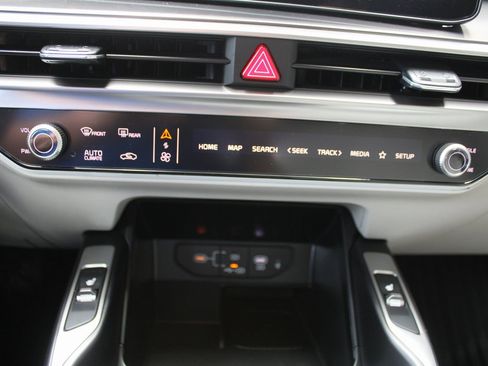 New 2026 Kia Sorento S image 40