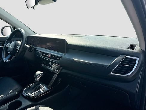 Certified 2024 Kia Seltos EX AWD/4WD image 31