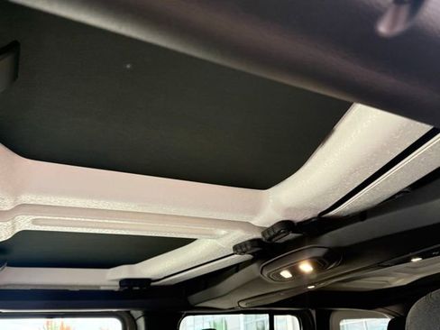 New 2025 Jeep Wrangler Unlimited Rubicon w/ Steel Bumper Group image 25