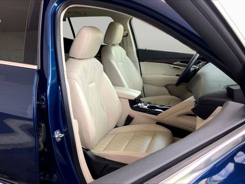 Used 2023 Buick Envision Avenir FWD image 9