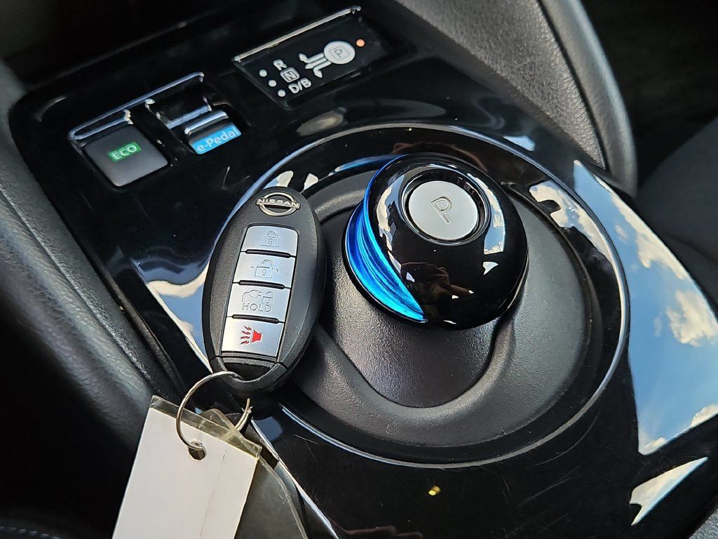 Certified 2023 Nissan Leaf SV Plus FWD image 42