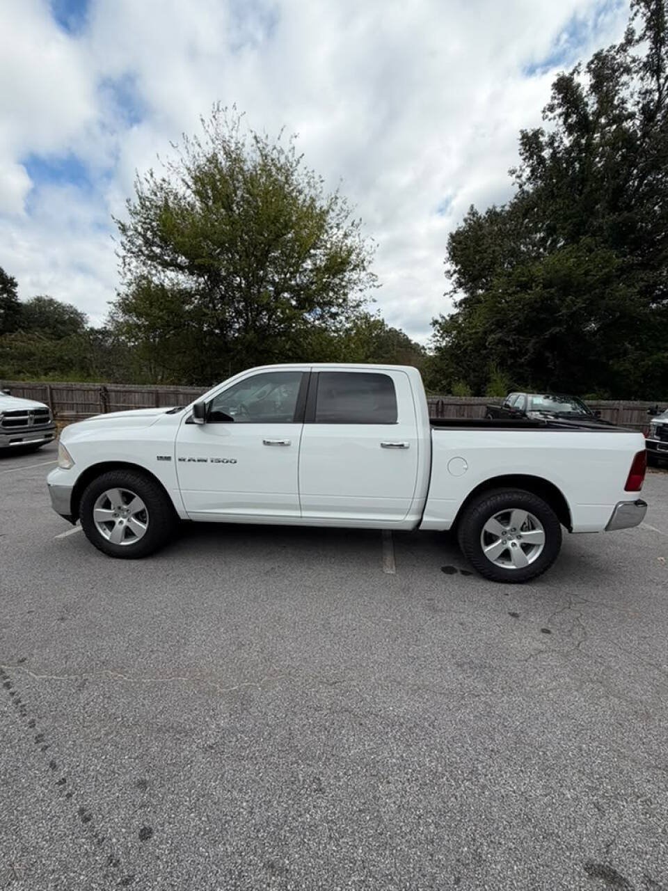 Used 2011 RAM 1500 Lone Star RWD image 2