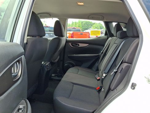 Used 2021 Nissan Rogue Sport S AWD/4WD image 11