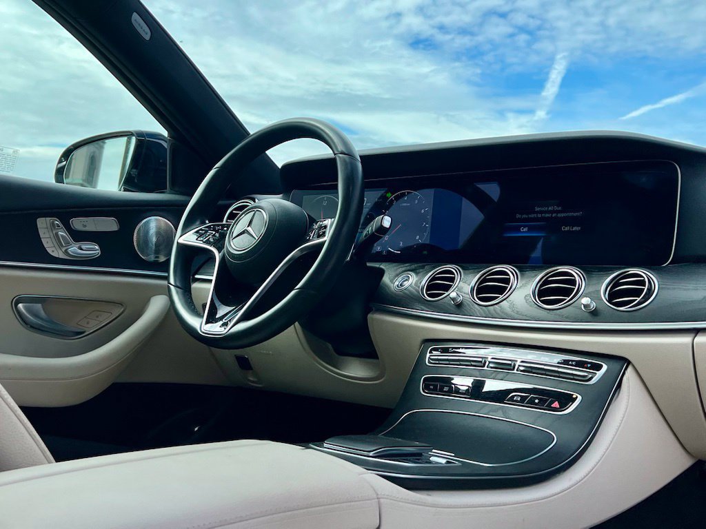 Used 2023 Mercedes-Benz E 350 4MATIC Sedan image 10