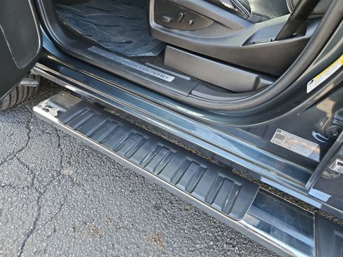 Used 2018 Chevrolet Silverado 1500 High Country AWD/4WD image 16