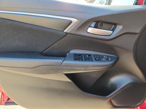 Used 2016 Honda Fit EX image 12