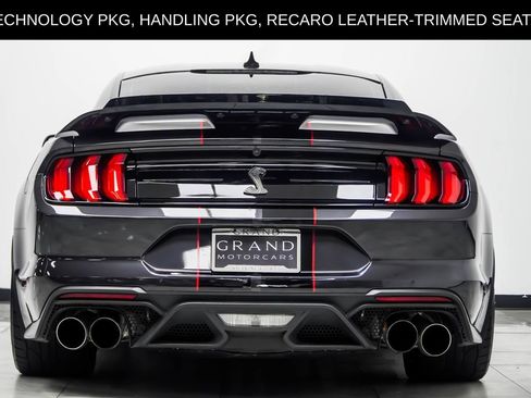 Used 2022 Ford Mustang Shelby GT500 w/ Technology Package RWD image 17