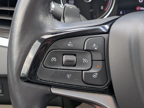 Used 2023 Buick Enclave Essence w/ Experience Buick Package FWD image 24