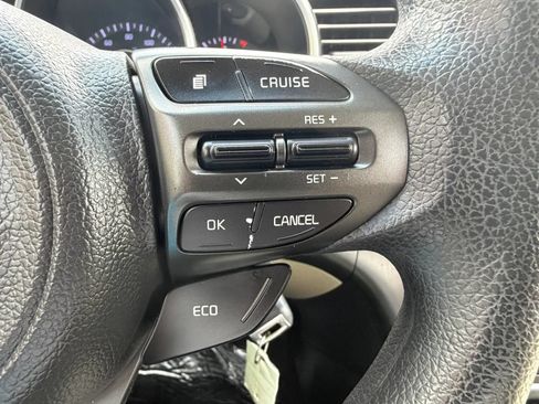 Used 2015 Kia Optima LX FWD image 16