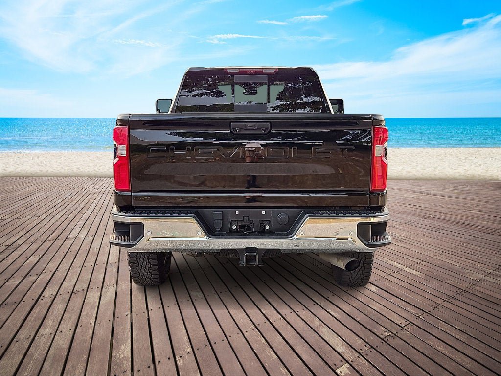 Certified 2024 Chevrolet Silverado 2500 LTZ w/ LTZ Plus Package AWD/4WD image 5