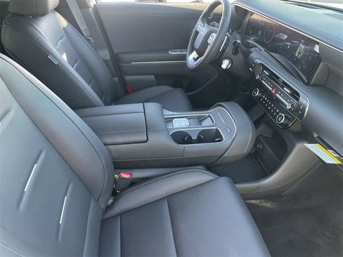 New 2026 Hyundai Palisade Calligraphy image 11