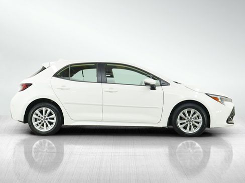 Used 2024 Toyota Corolla SE w/ SE Package FWD image 6