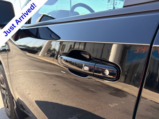 Used 2024 Chevrolet Silverado 1500 RST AWD/4WD image 15