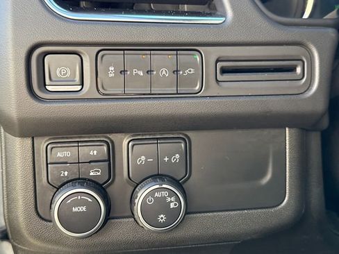 Used 2021 Chevrolet Tahoe LT AWD/4WD image 27