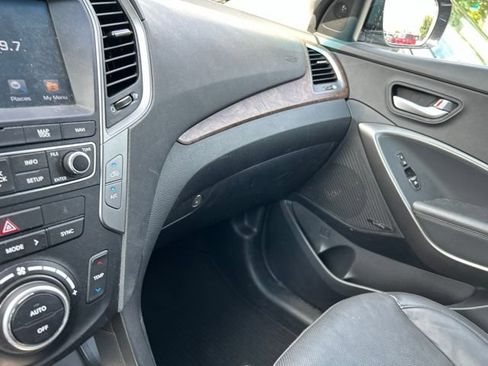 Used 2018 Hyundai Santa Fe Sport w/ Cargo Package FWD image 19
