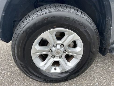 Used 2024 Toyota 4Runner SR5 Premium image 37