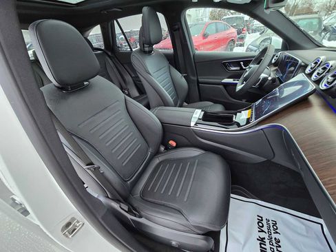 Used 2025 Mercedes-Benz GLC 350e 4MATIC image 14