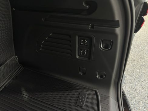 New 2026 Chevrolet Traverse RS w/ LPO, Floor Liner Package image 12